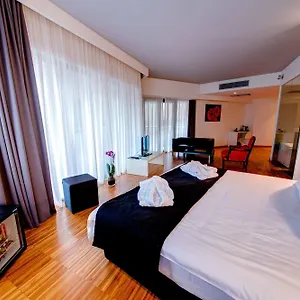 Sarroglia Bucarest